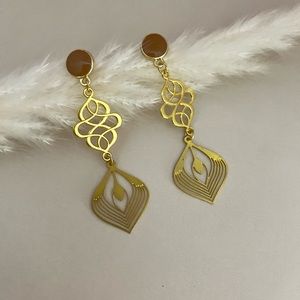 Delicate Art Deco-Inspired Dangle Earrings - Gold Stylish Morocco Earrings
